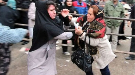 صحنه های تکان دهنده از کتک کاری زنان ايراني ! + تصاویر