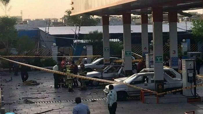 انفجار خودرو در جایگاه سوخت گاز طبیعی در قزوین
