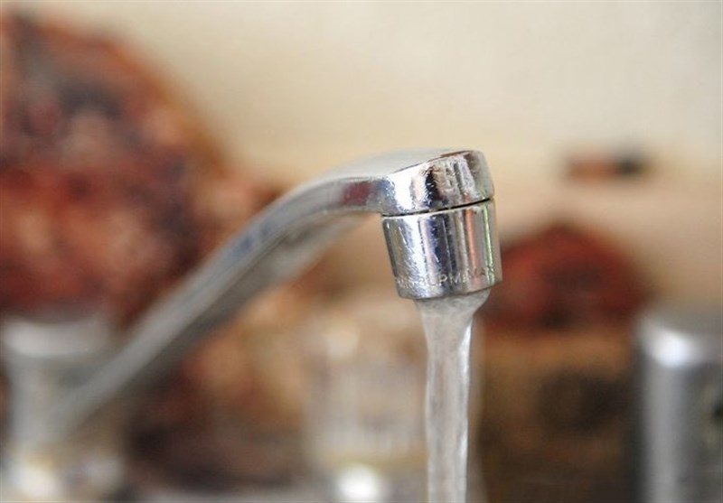 گلایه برخی شهروندان در خصوص مشکل کیفیت آب شرب در البرز