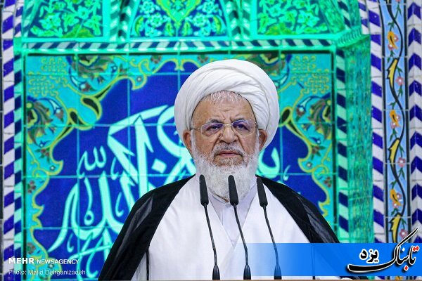 مردم ایران در راه انقلاب ثابت قدم هستند