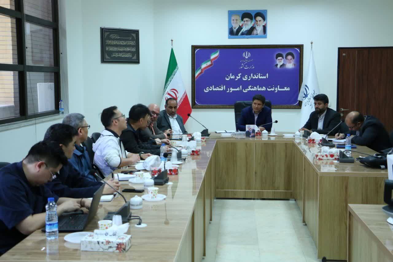 کرمان در مسیر سبز توسعه/ سرمایه&zwnj;گذاری ۲ هزار مگاواتی انرژی خورشیدی با مشارکت سرمایه&zwnj;گذاران چینی